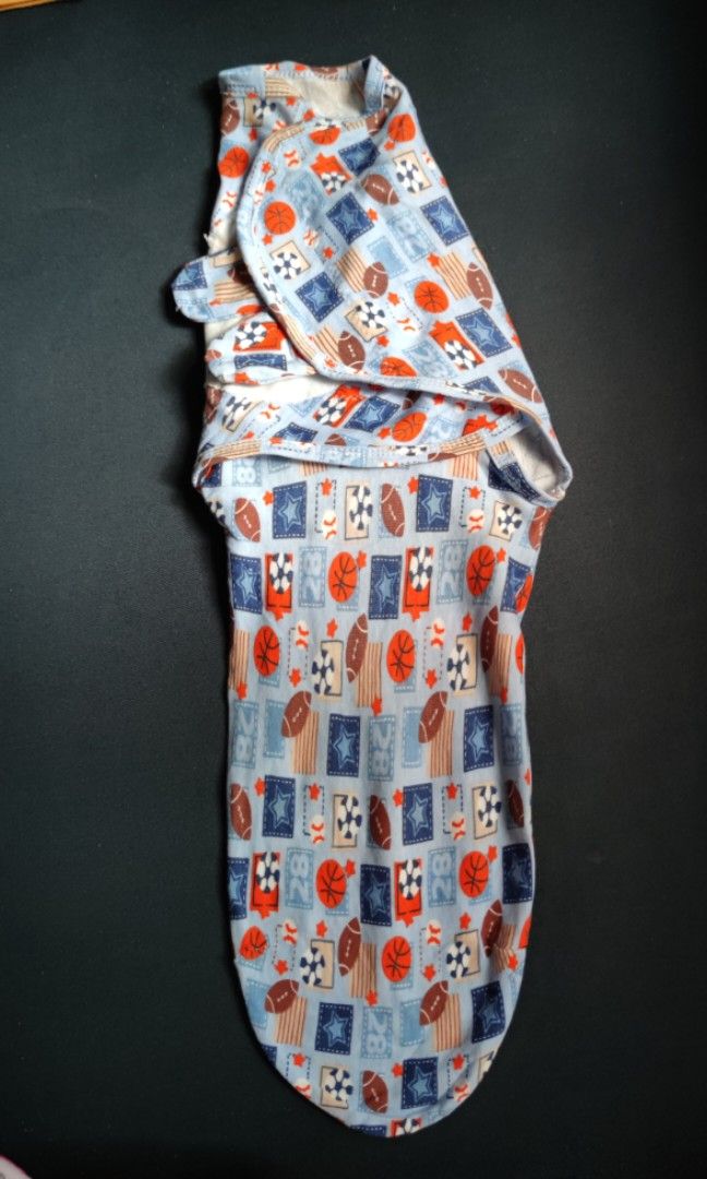 Newborn Swaddle - 2 pcs (Category: Babies & Kids Fashion) located in Manila. Submitted by famph (Listing ID 1278108939, Image 2). Description: .