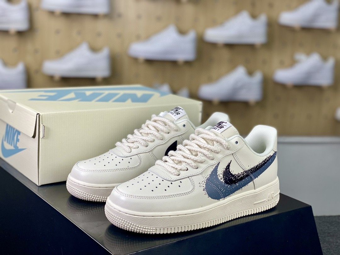 Nike Air Force 1 07 Low Spray Paint Swoosh