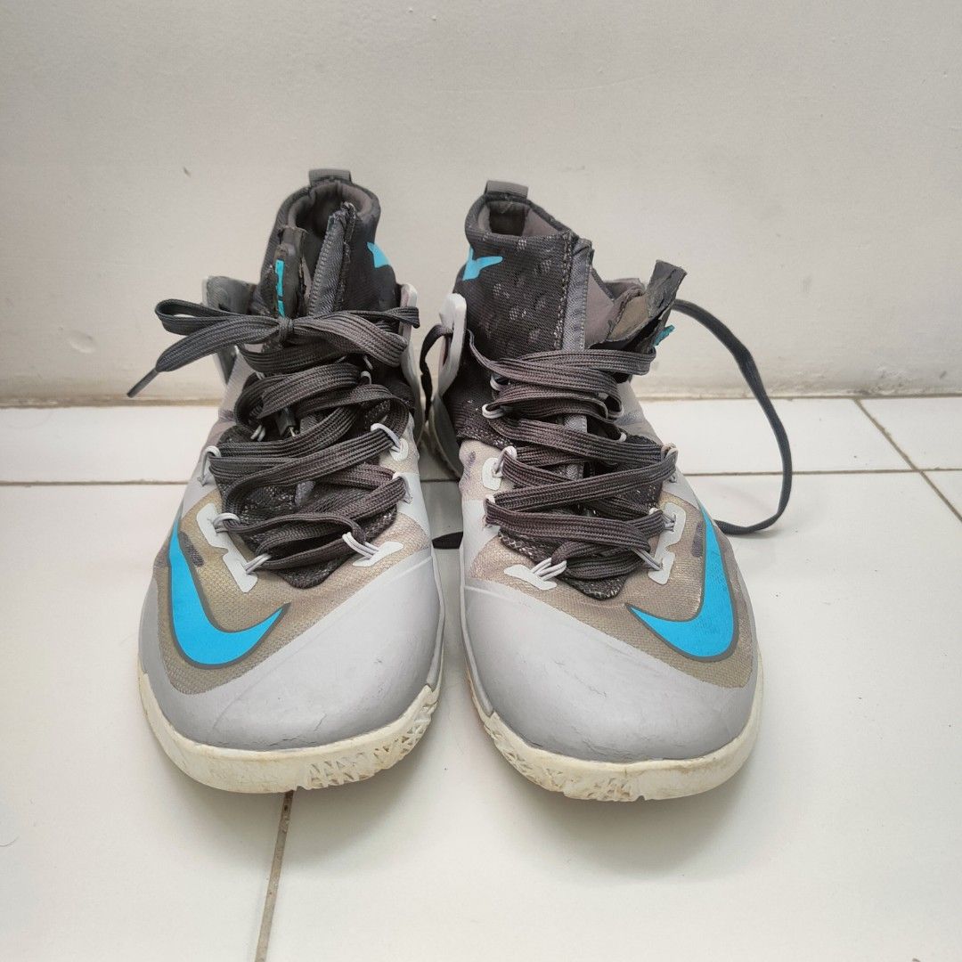 Nike on sale ambassador 8