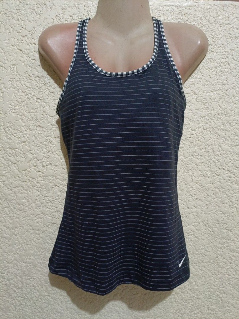 Nike dri-fit racerback tank top medium (Category: Sleeveless) located in Santa Cruz. Submitted by beabagos (Listing ID 1278257605, Image 1). Description: ❗❗❗PLEASE READ❗❗❗ *This item is preloved, please manage your expectations. I don't do return/refund so please always read the description and check the pictures. Flaws are always indicated if there is any.. Nike dri-fit racerback tank top color: black with stripes size: medium on tag (tape measu