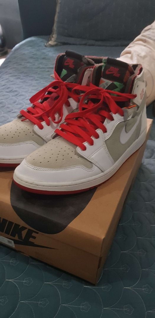 Jordan 1 low top hare