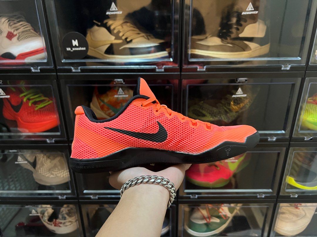 Kobe 11 clearance barcelona on feet