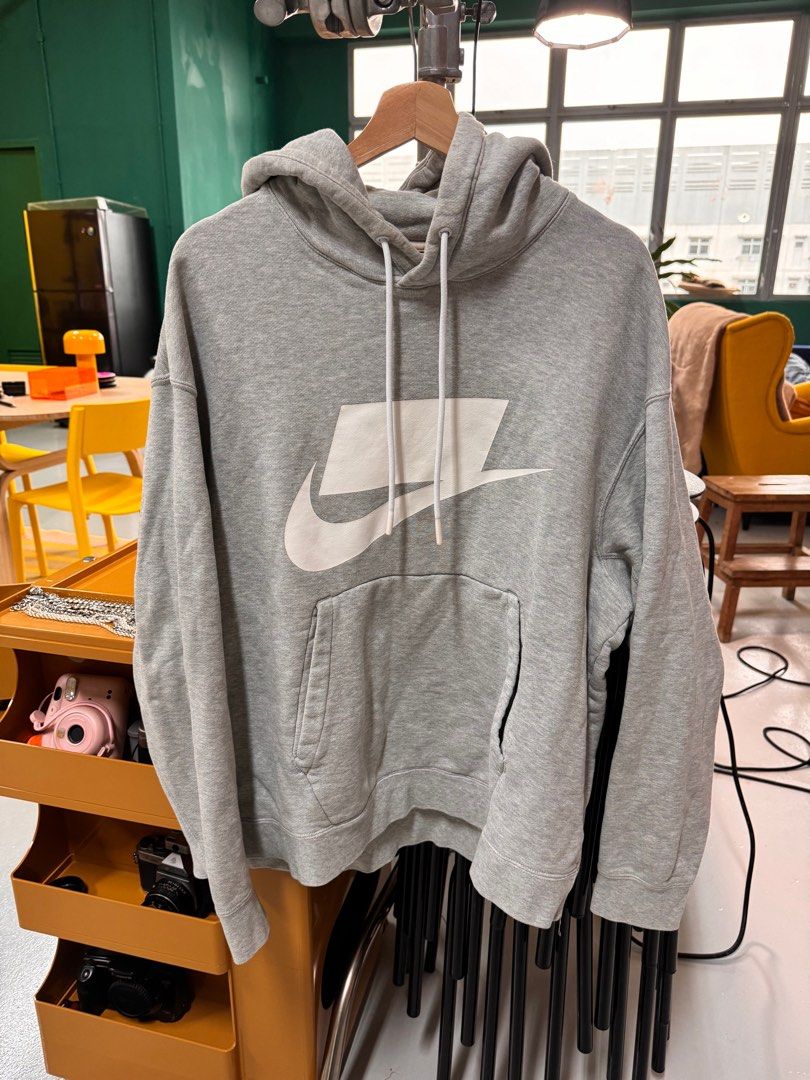 grey nike pullover