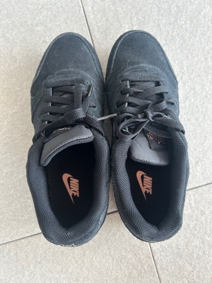 Nike MD Runner 2 SE Black Gum Athletic Retro Running Comfort