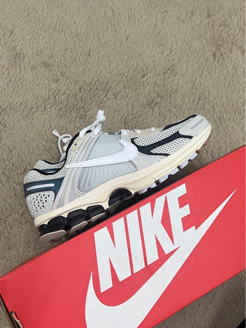 Nike Vomero 5 Supersonic UK 7 US 8 26cm Steal Price Men s