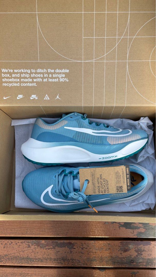 New zoom fly sales