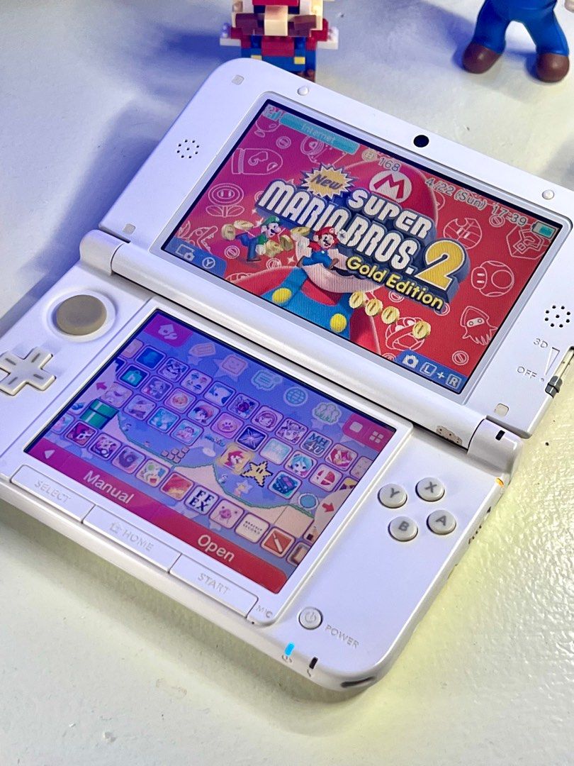 Nintendo 3DS XL Mario White Limited Edition 64GB bundle, Video Gaming