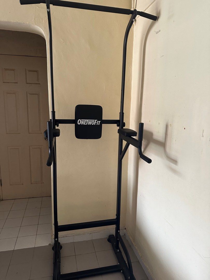 OneTwoFit Adjustable Pull Up Station Power Tower Dip Up Gym Stands Push ...