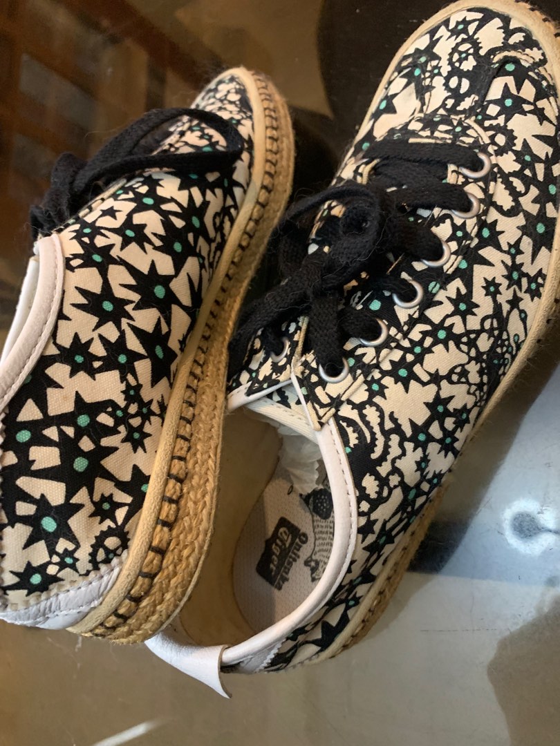 Onitsuka Tiger, Women's Fashion, Footwear, Sneakers on Carousell