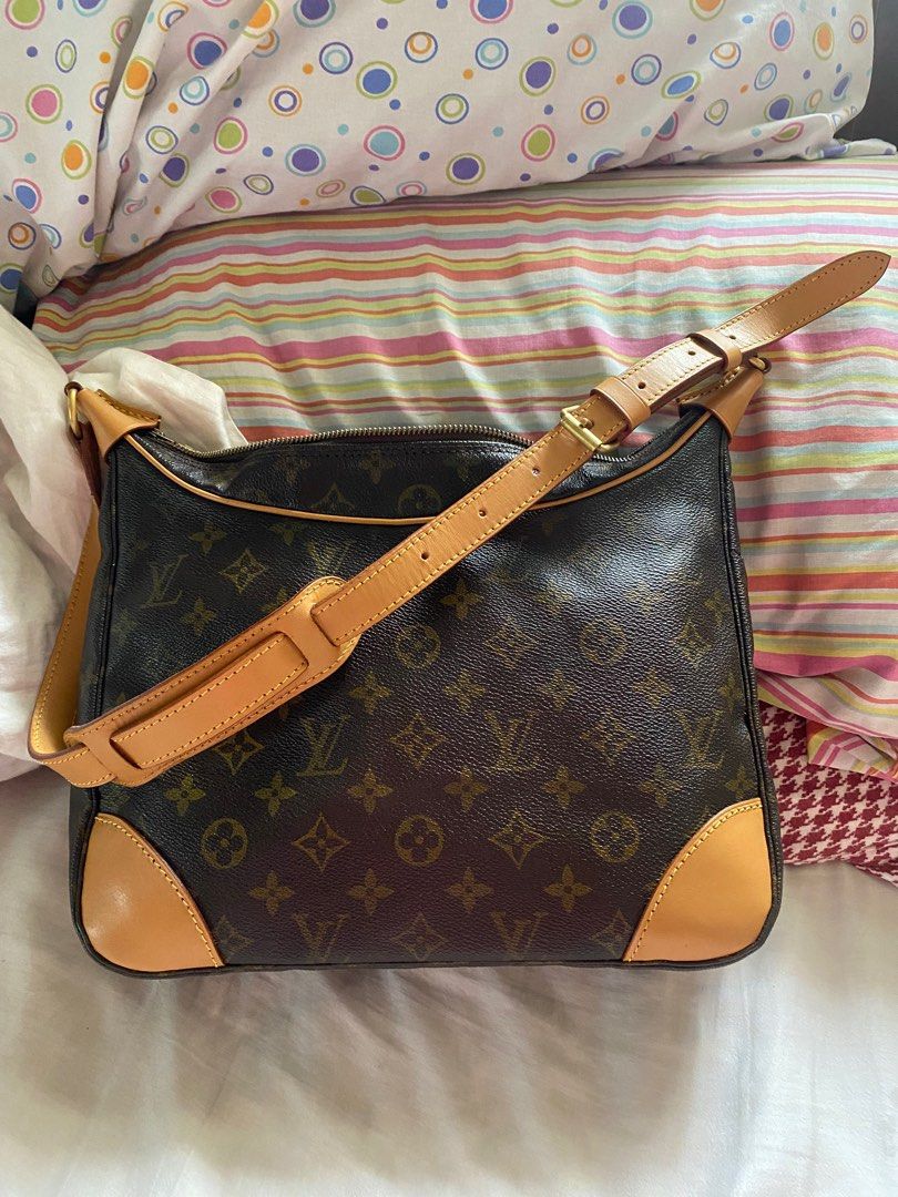 Rush sale Original Louis Vuitton Bolougne MM Authenticated by Pro Authenticators