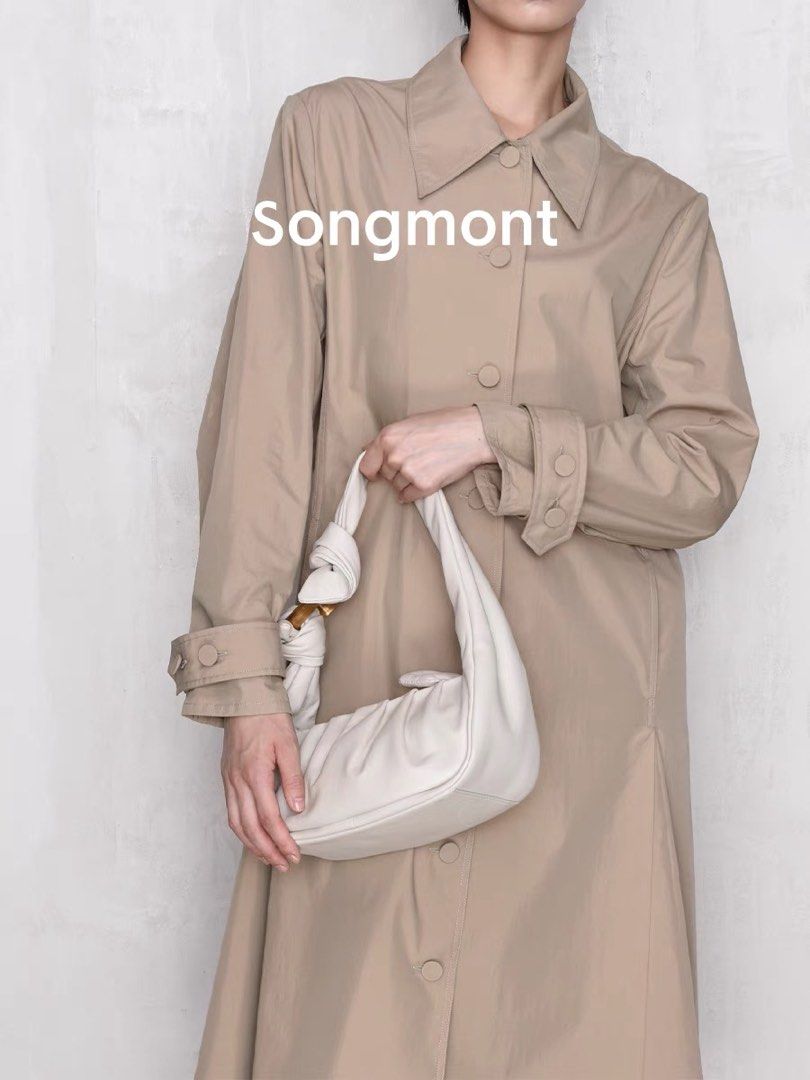 Original Songmont Medium Wanton Bag (Category: Luxury Bags & Wallets) located in Quezon City. Submitted by moozi.ph (Listing ID 1278277604, Image 3). Description: First to order gets discount and freebie.