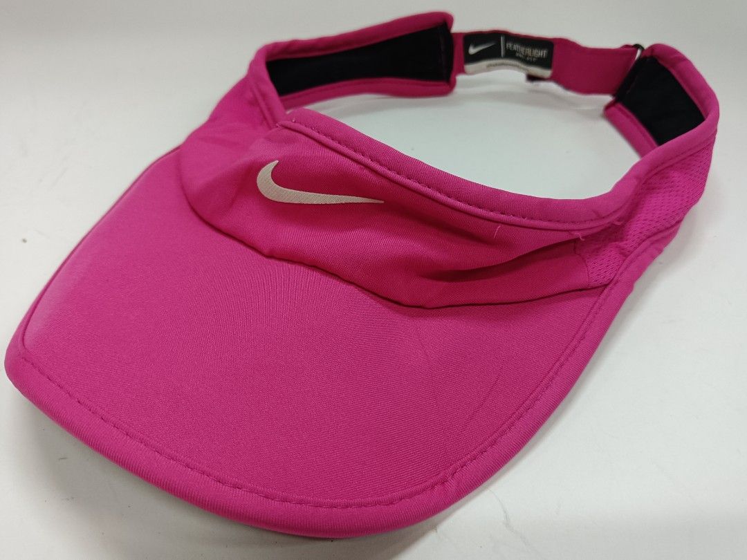 Hot pink clearance nike visor