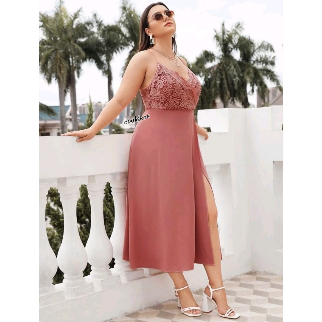 Coral lace online dress plus size