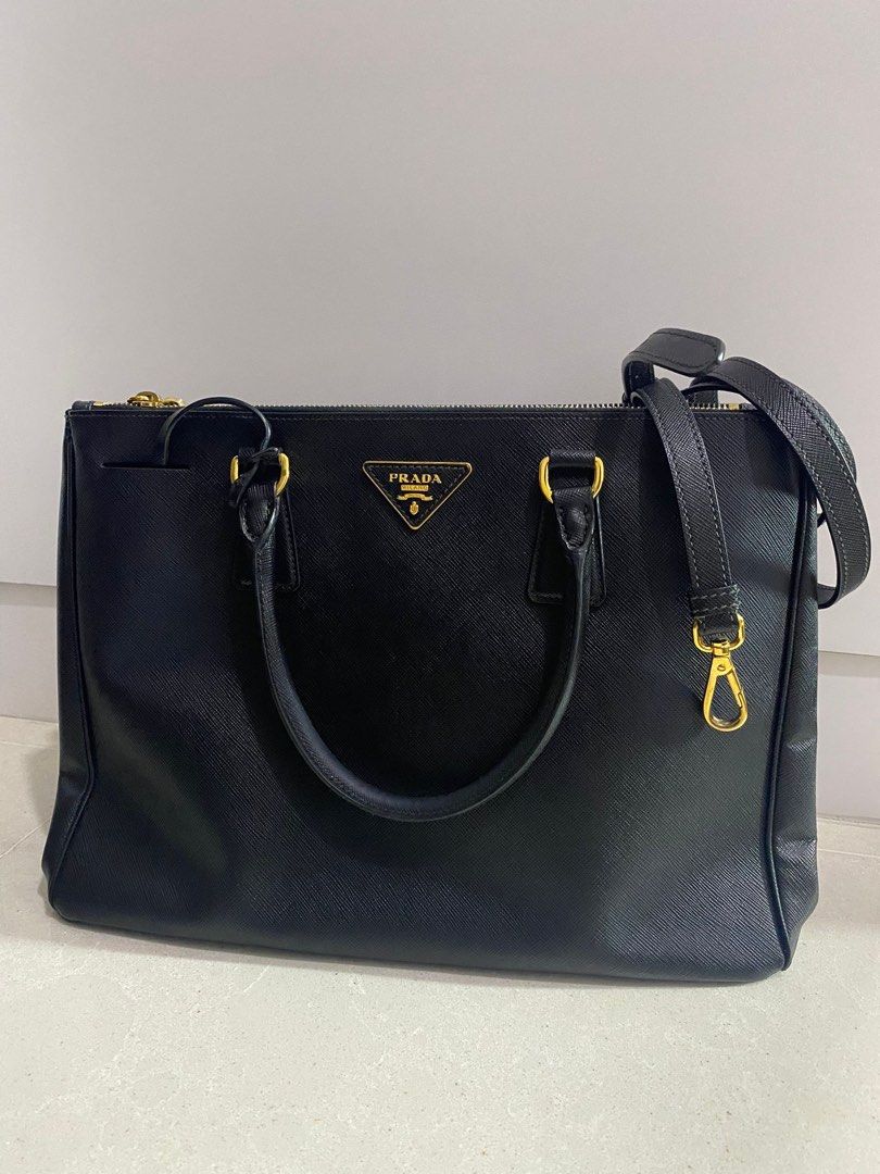 Prada Galleria Saffiano Leather Medium Black