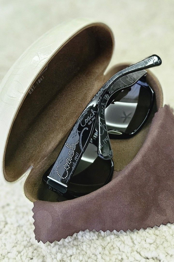 Coach hot sale taryn sunglasses