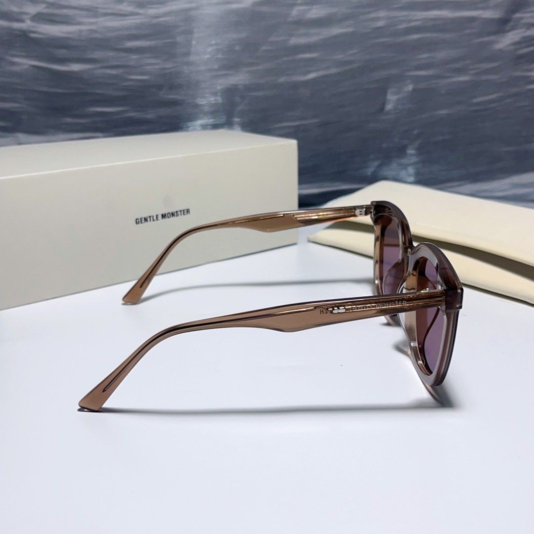 Ready Stock)Rosy VC2 | Gentle Monster Sunglasses | 64-19-154