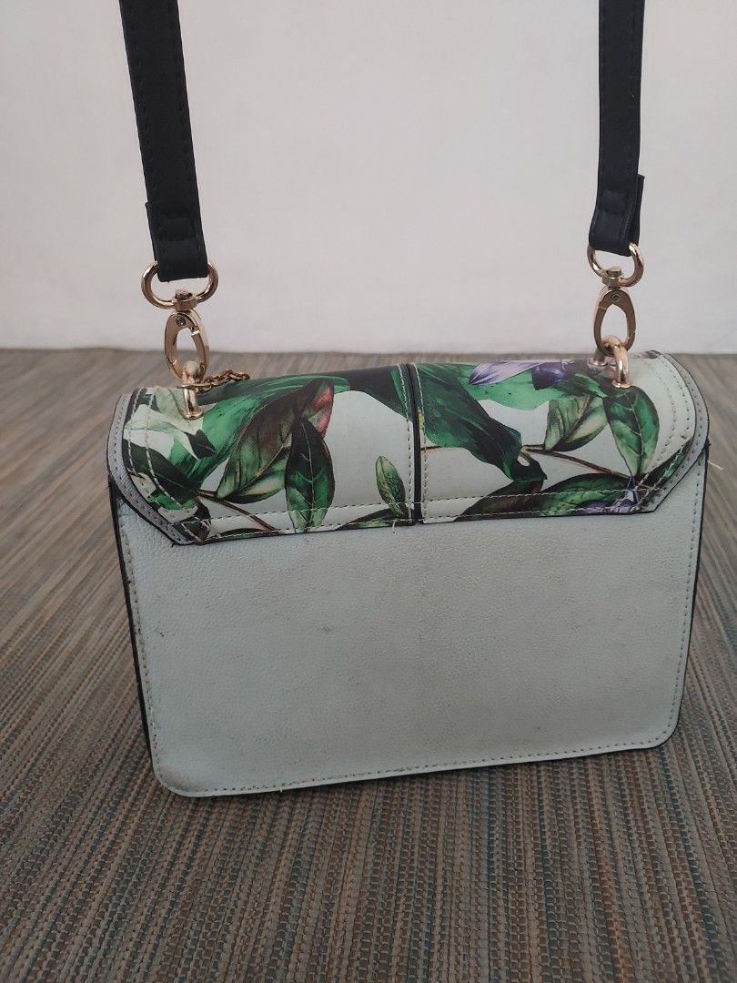 River island crossbody best sale tas
