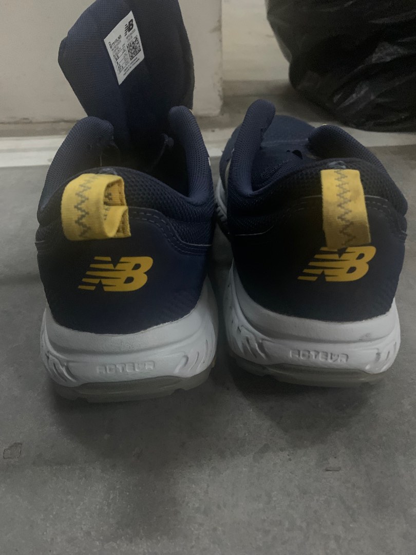 Size sepatu new balance sales
