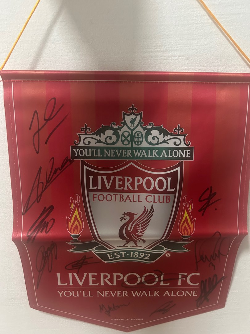 Signed Liverpool Pennant - 23/24 squad, Hobbies & Toys, Memorabilia & Collectibles, Fan 