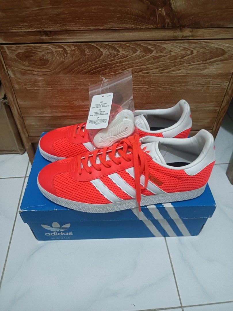 Size 42 27cm sepatu sneakers adidas gazelle solar red 100