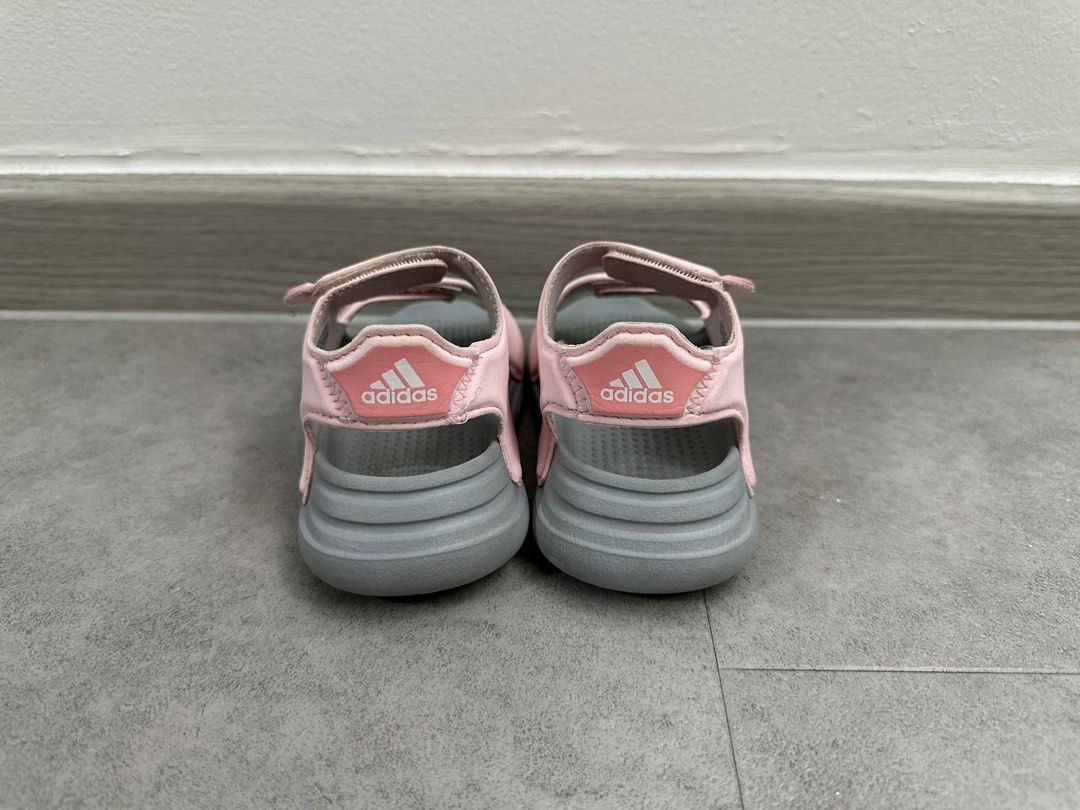 Size US 6K Adidas kid sandal