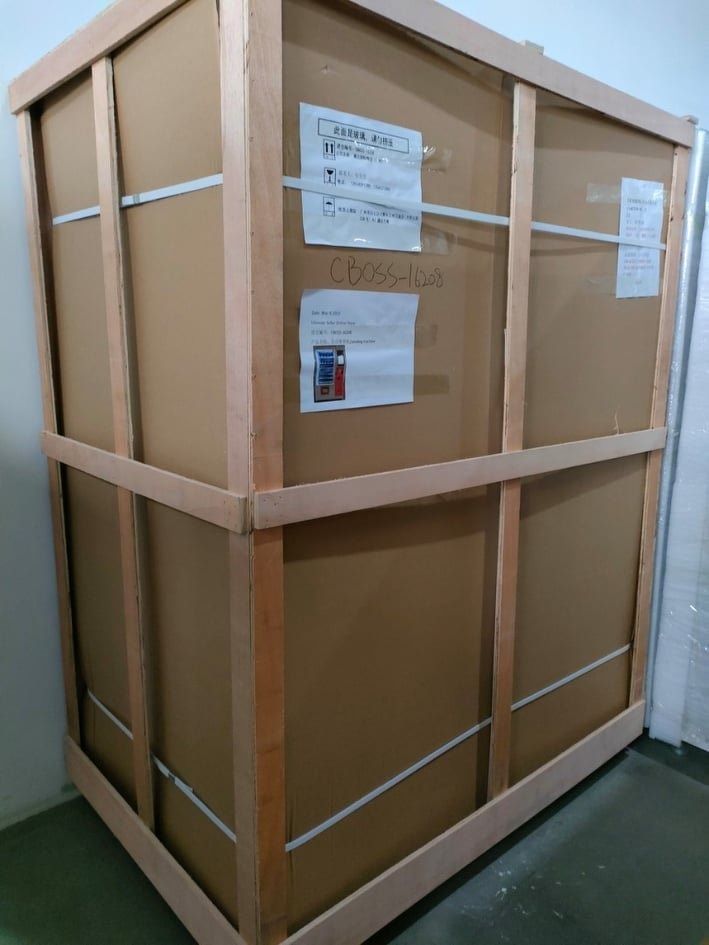 Snacks and Drinks Cooling Vending Machine For Sale (Category: Refrigerators and Freezers) located in Caloocan City. Submitted by ultimateni42771 (Listing ID 1278204727, Image 3). Description: Snacks and Drinks Cooling Vending Machine For Sale ₱405,000.00 1)Color:White 2)Dimension:1920x1375x855mm Weight:360KGS 3. With refrigerating unit 4. Capacity:300-500 piece,6 spiral layers .10-wide 5. GPRS wireless management 6. Free to use Cloudy system for 