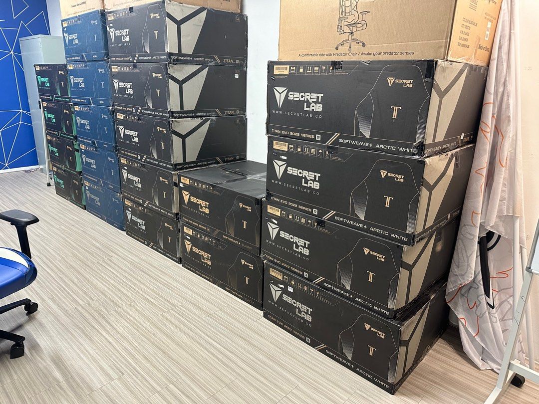 Secretlab best sale in stock