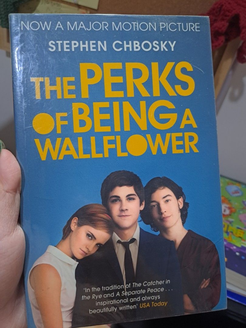 THE PERKS OF BEING A WALLFLOWER. MOVIE TIE-IN - STEPHEN CHBOSKY