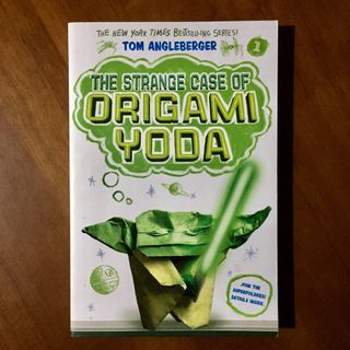 The Strange Case of Origami Yoda by Tom Angleberger (Star Wars / Origami Yoda Series)