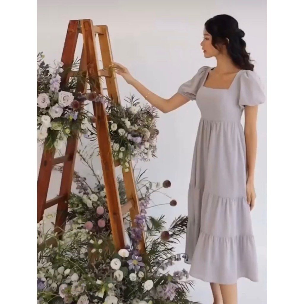 THE WILLOW LABEL - MEREDITH PADDED TIE BACK DRESS, Women's Fashion, Dresses  & Sets, Dresses on Carousell