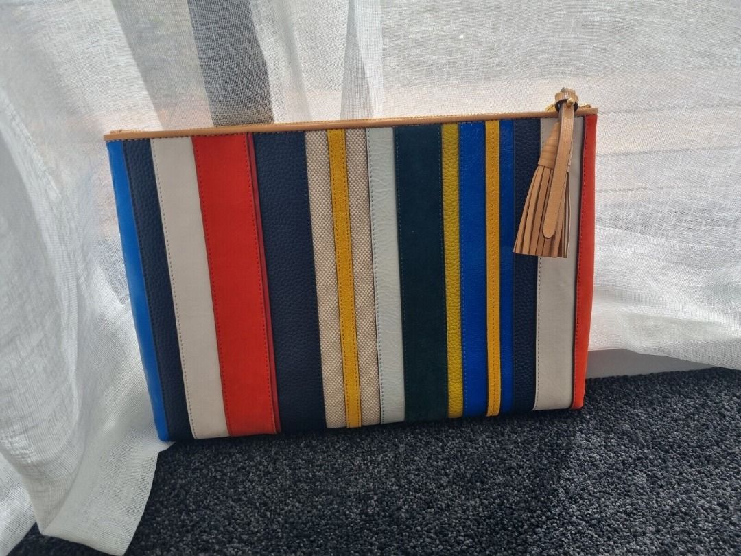 Tory burch 2025 balloon stripe clutch