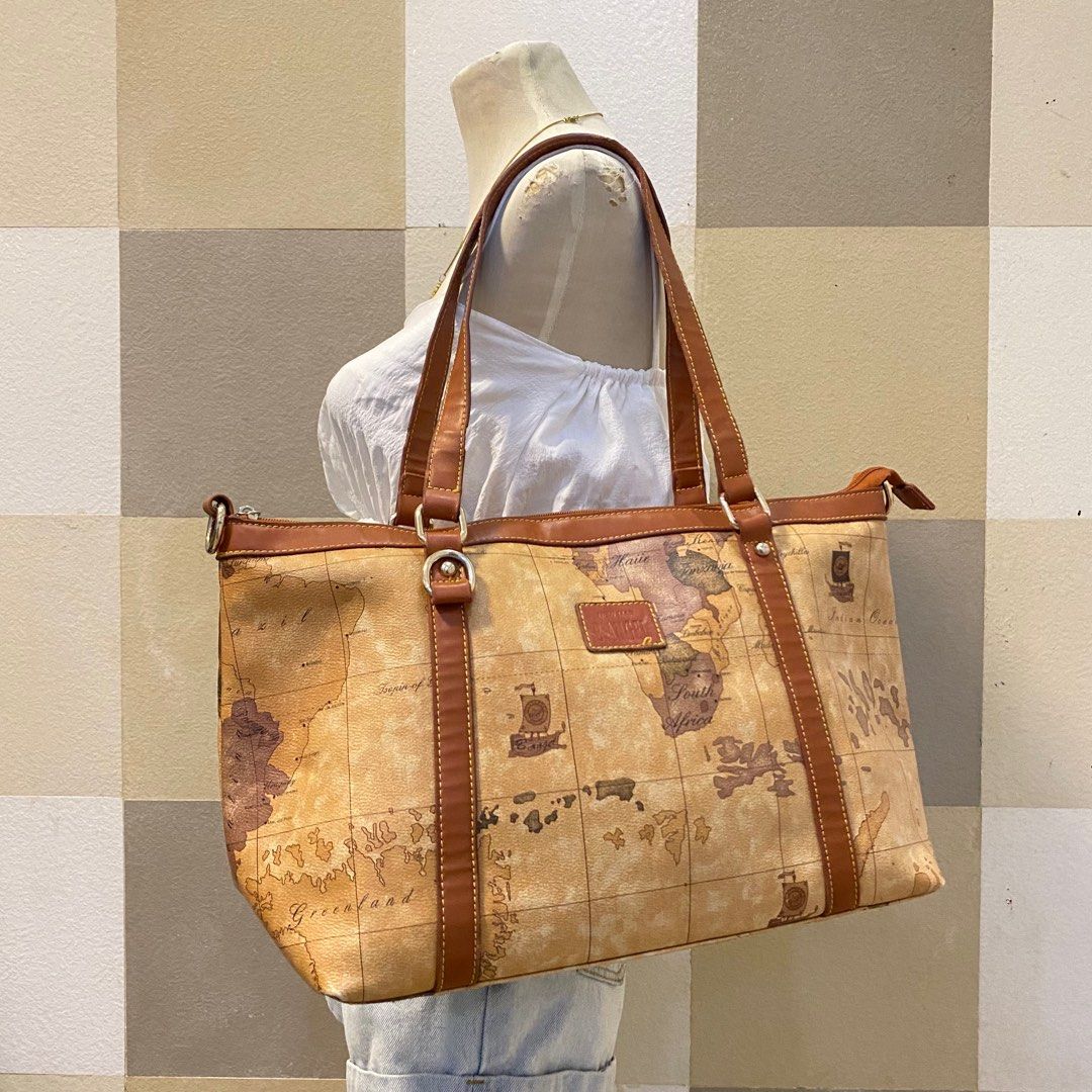 Tote Map Bag, Women's Fashion, Bags & Wallets, Tote Bags on Carousell