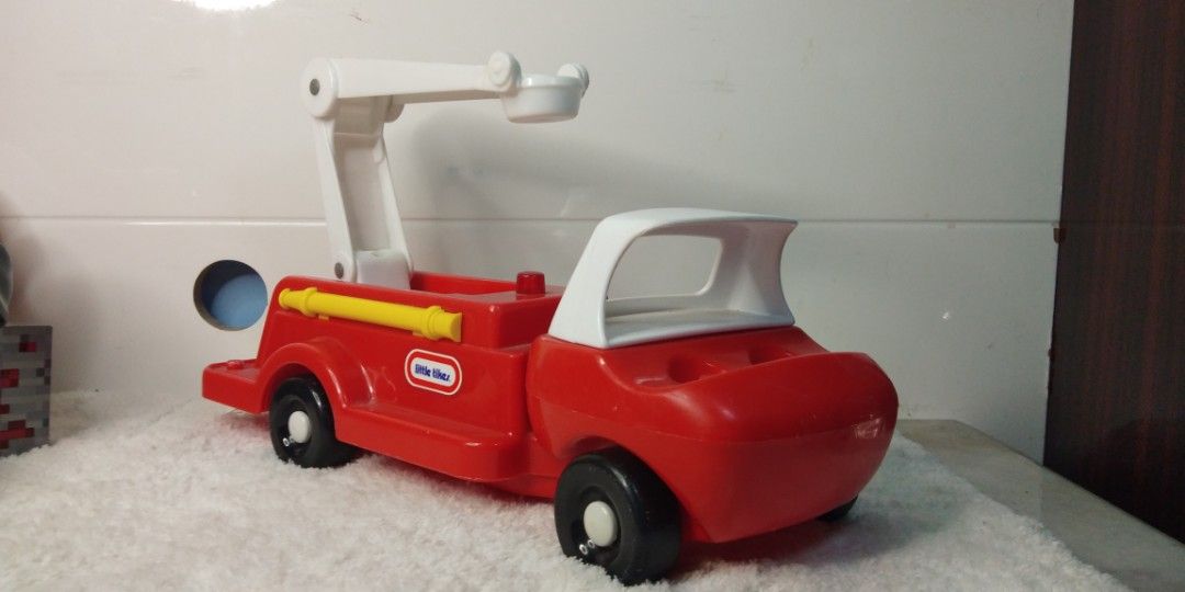 Toy story shop fire truck