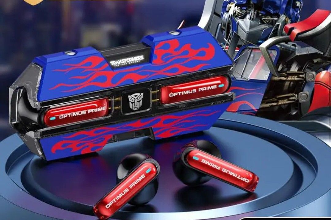 Transformers Optimus Prime Edition Earbuds