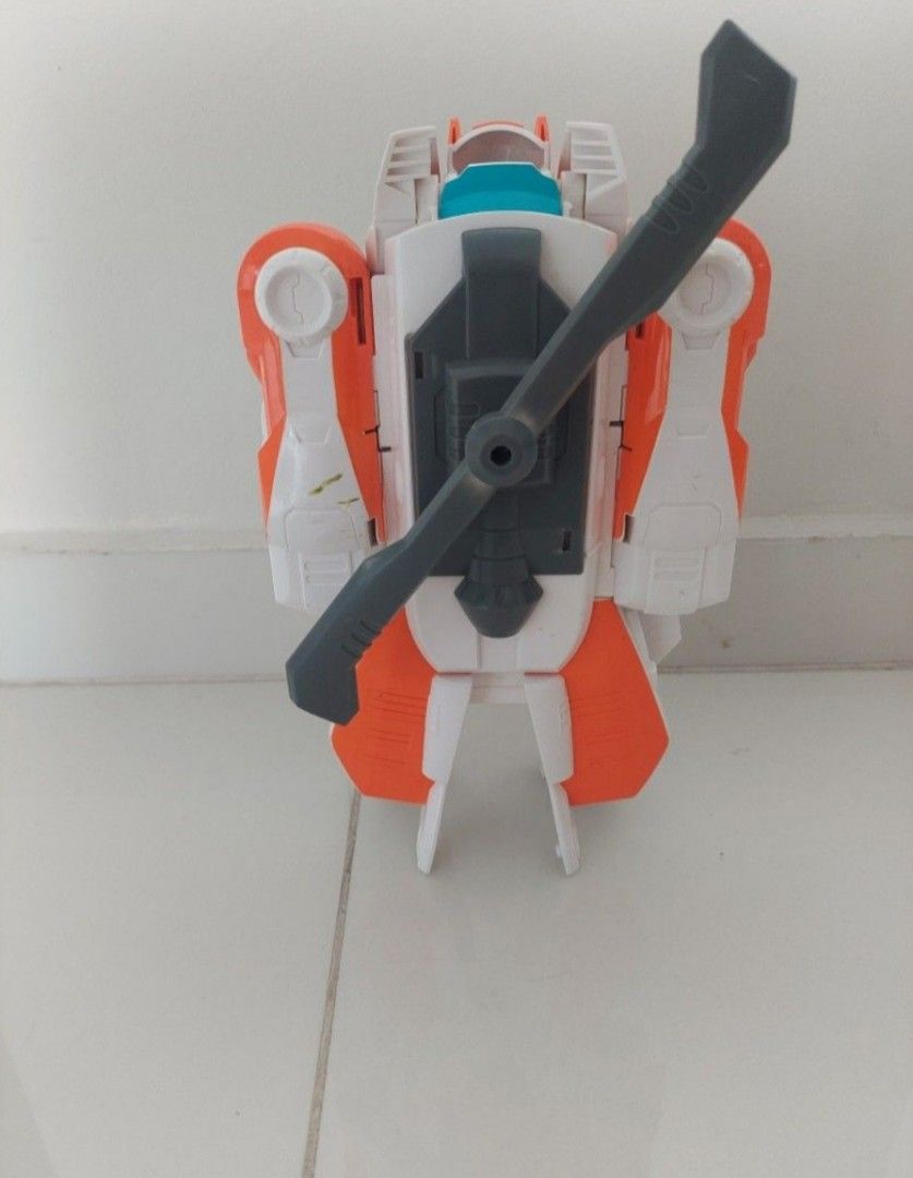 Playskool heroes transformers rescue bots copter outlet crane blades