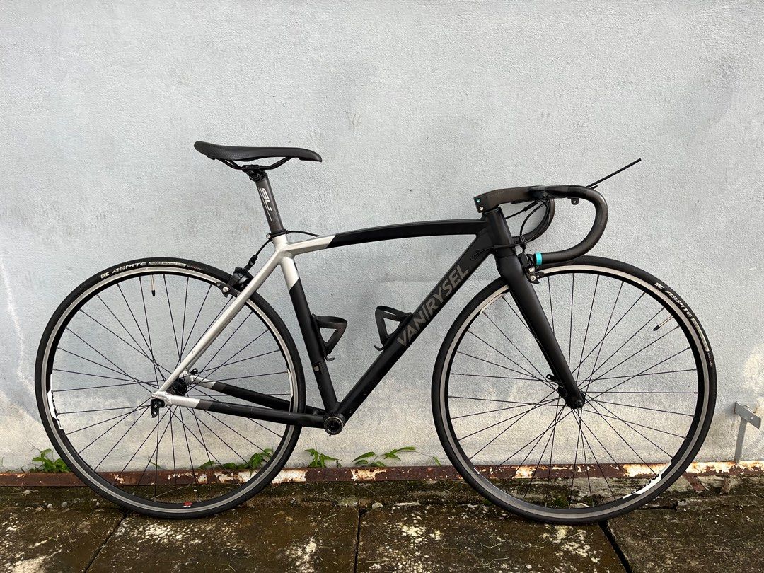 Van Rysel Rcr Af road bike frame Sports Equipment Bicycles