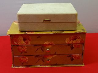 Vintage Cardboard and velvet jewelry box for 375 each *Z71N