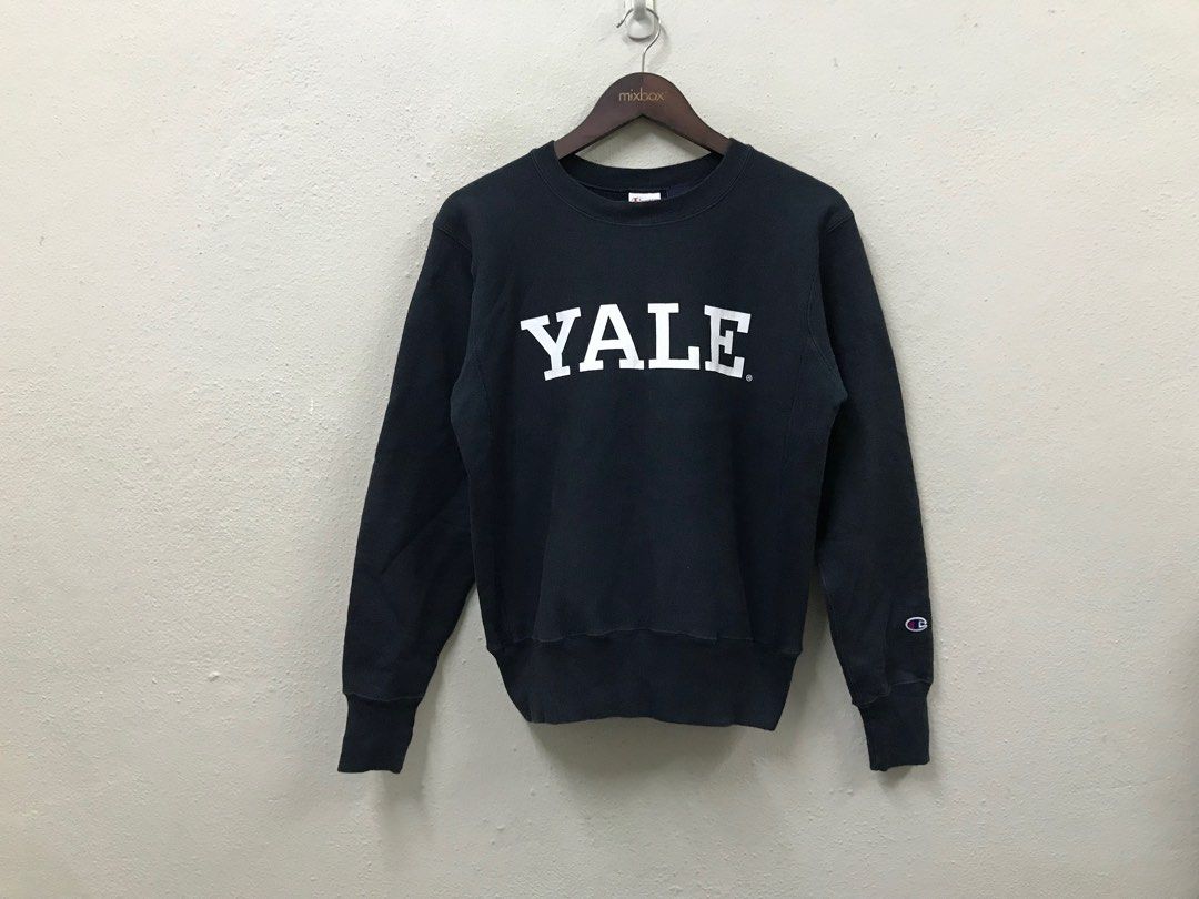 Yale crewneck discount sweatshirt champion