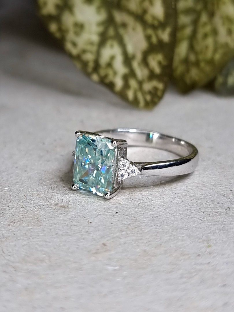 Crushed 2024 diamond ring