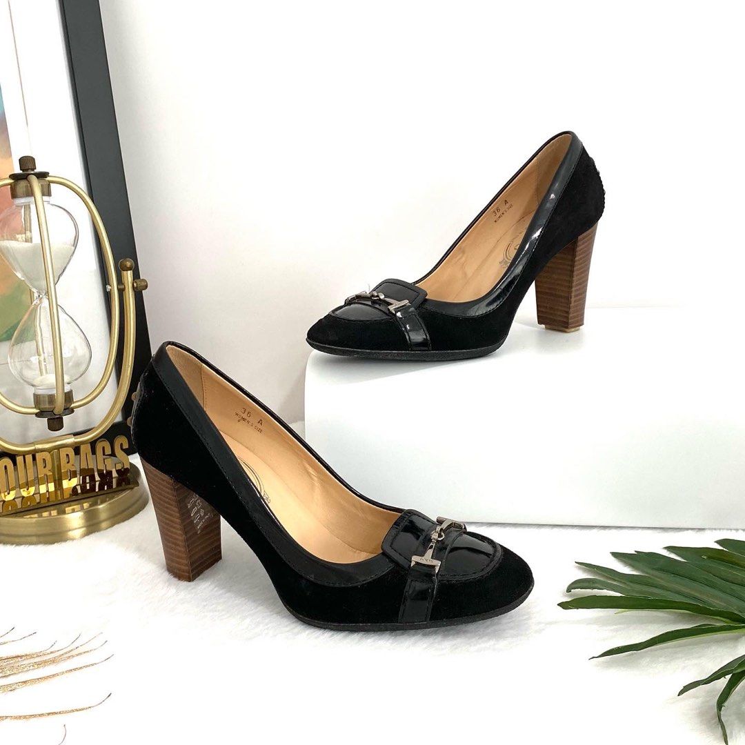 Tod's black suede discount block heel pumps