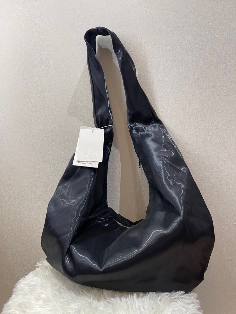 Cos duffle bag on sale
