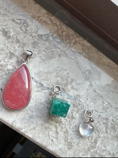 （分類：）位於 。 由 eeeeeyaaaaa 提交（商品編號 1278489972，圖片 1）。簡介： 。