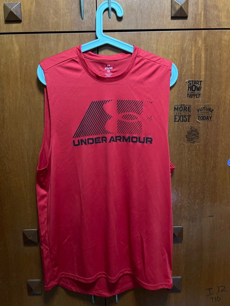 Clearance under store armour clothes