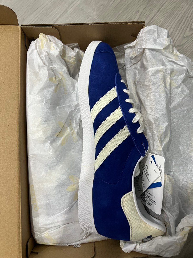 Royal blue sales gazelle adidas