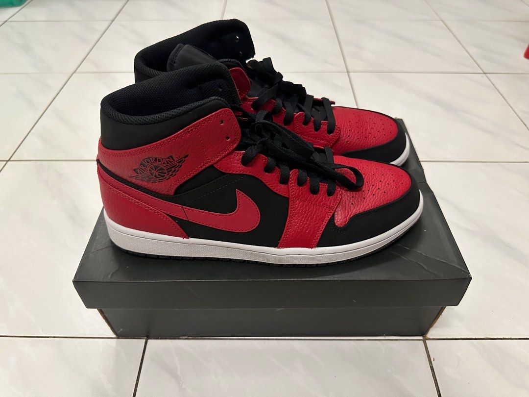 Jordan 1 mid outlet bred 2018