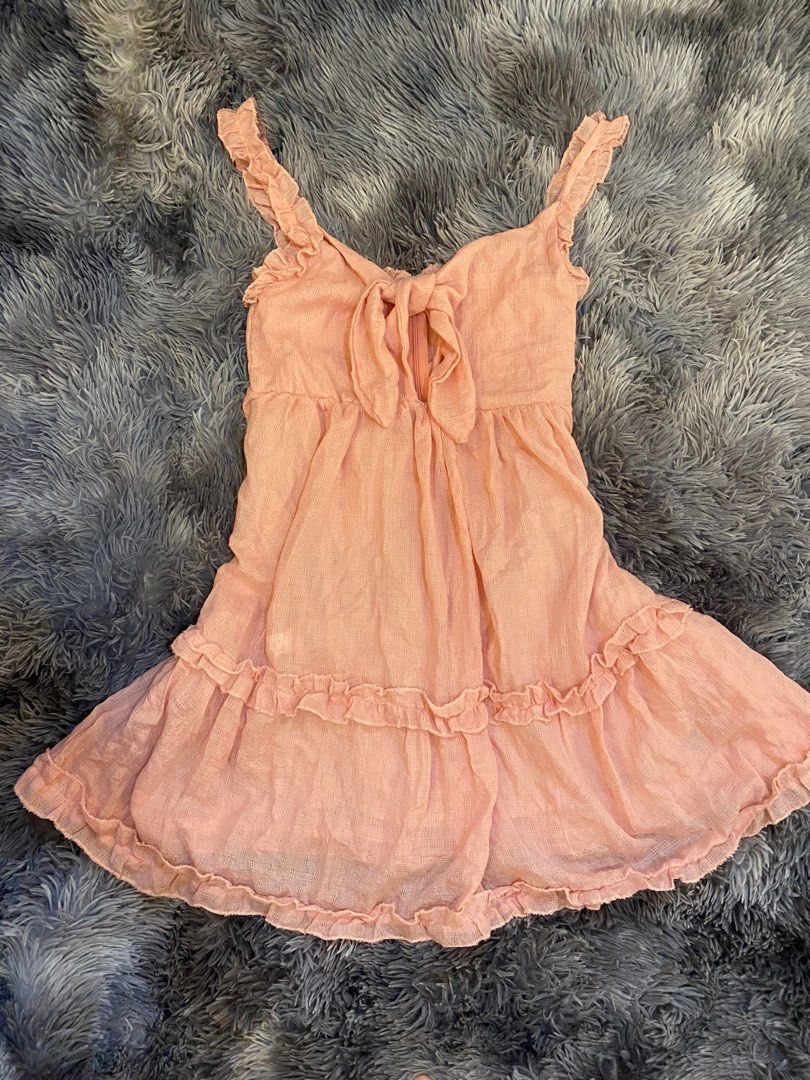 BABY DOLL DRESS (Category: Dresses) located in Cabanatuan. Submitted by lovedbyjbye (Listing ID 1278531714, Image 2). Description: Used once Super pretty Can fit bust upto 34 For reference: Seller’s height: 5’3 Waistline: 27-28 Bust: 32.