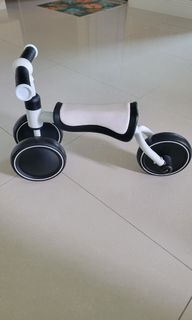 （分類：）位於 。 由 varshajn 提交（商品編號 1278566727，圖片 1）。簡介： 。