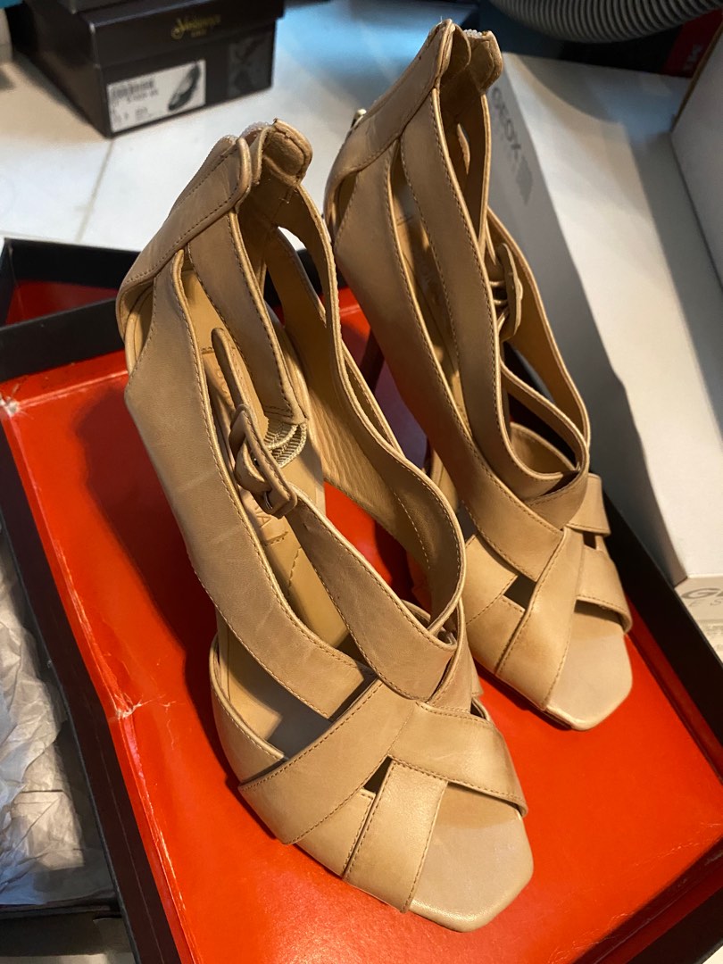Bcbg nude cheap heels