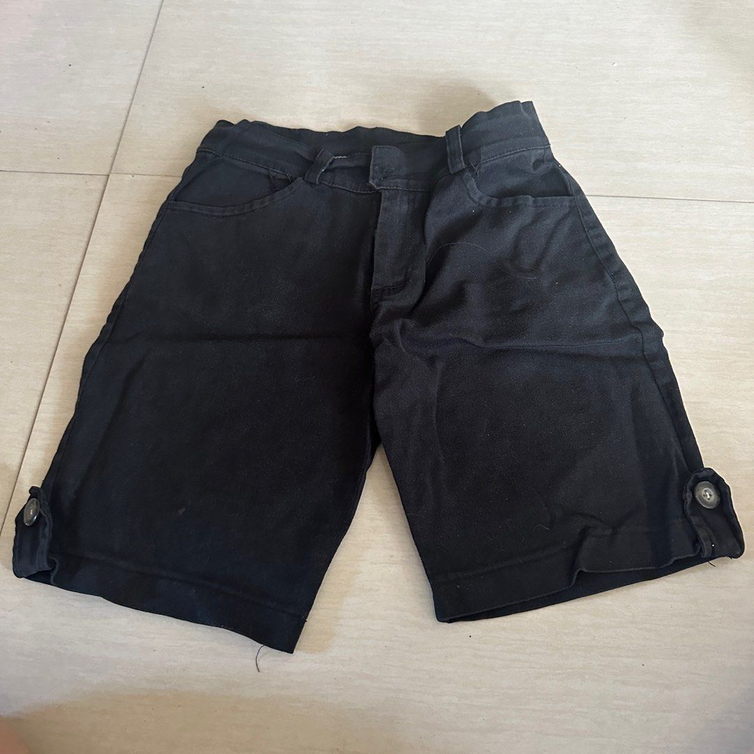 Black shorts ust uniform xs 24-25 (Category: Shorts) located in Malabon City. Submitted by djstoree (Listing ID 1278439998, Image 1). Description: Complete buttons Wearable Storage 3rd pic.