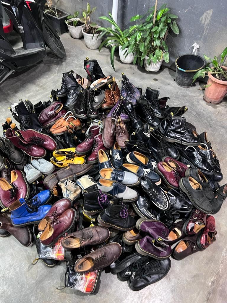 Borongan Docmart Dr. Martens Original 100pcs